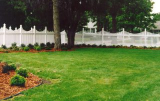 Benefits of Vinyl Fencing 1