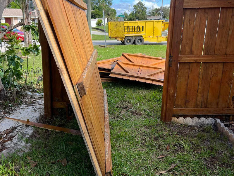You are currently viewing Fence Removal: What You Need to Know Before Tearing It Down